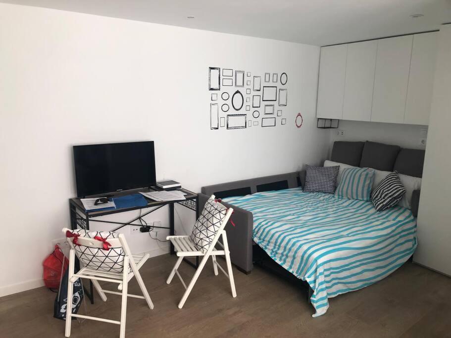 Tesoro Calle, Precioso Estudio Super Equipado Para Dos En Malasana مدريد المظهر الخارجي الصورة